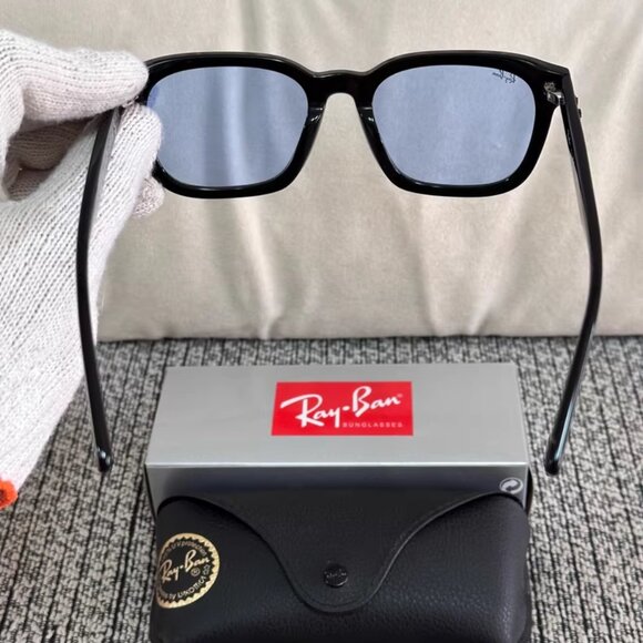 Ray-Ban RB4392D Square Sunglasses - Picture 3 of 6